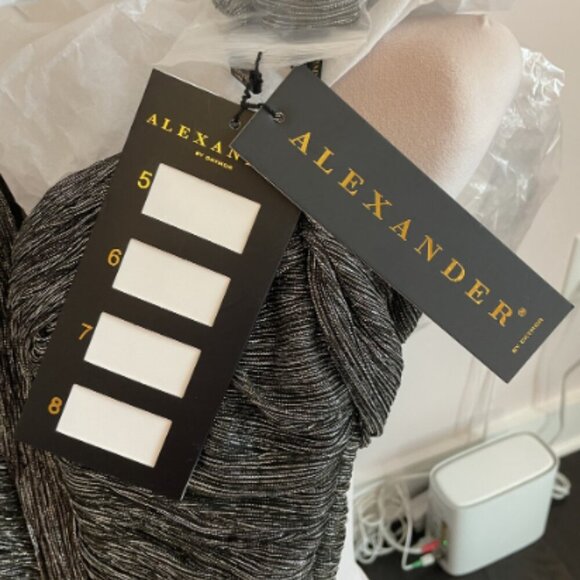 NWT Alexander by Daymor 1858F23 Prom Dress Bronze size 6 - Picture 8 of 9